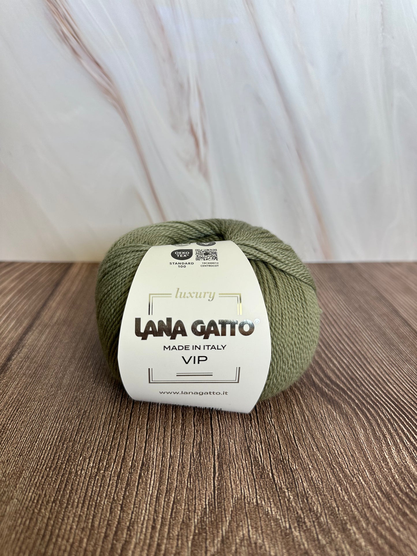 Lana Gatto VIP in Clay