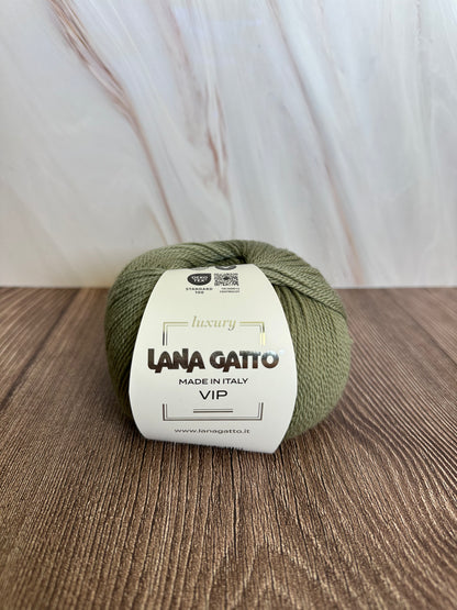 Lana Gatto VIP in Clay