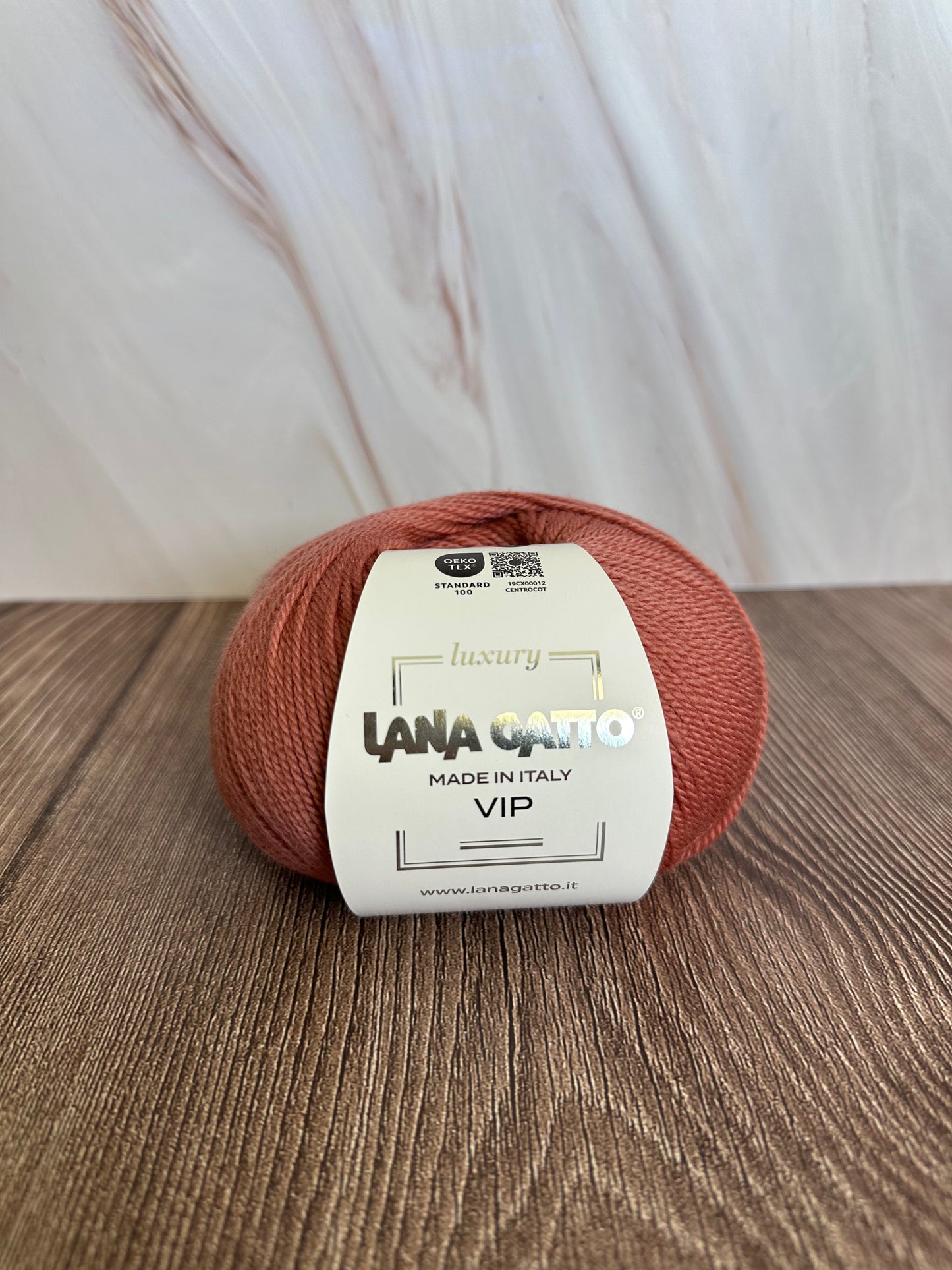 Lana Gatto VIP in Rose