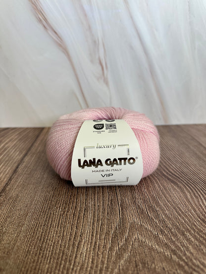 Lana Gatto VIP in Pink