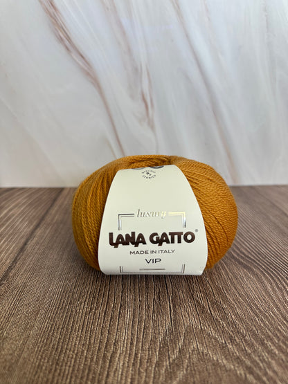 Lana Gatto VIP in Ochre