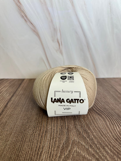 Lana Gatto VIP in Natural