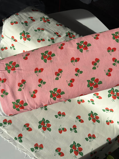 Strawberry Fayre Viscose & Linen in Pink