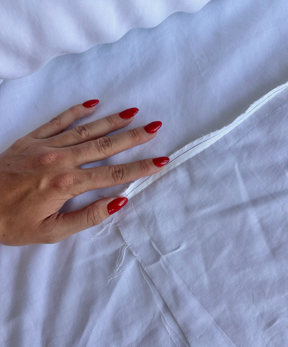 Lightweight Linen in White