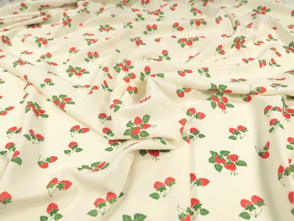 Strawberry Fayre Viscose & Linen in Cream