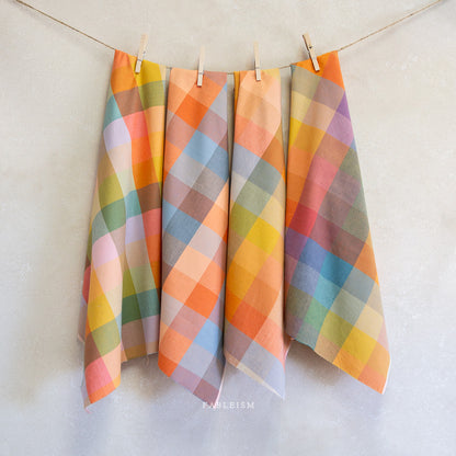 Lumiere Happy Checkers Cotton in Retro